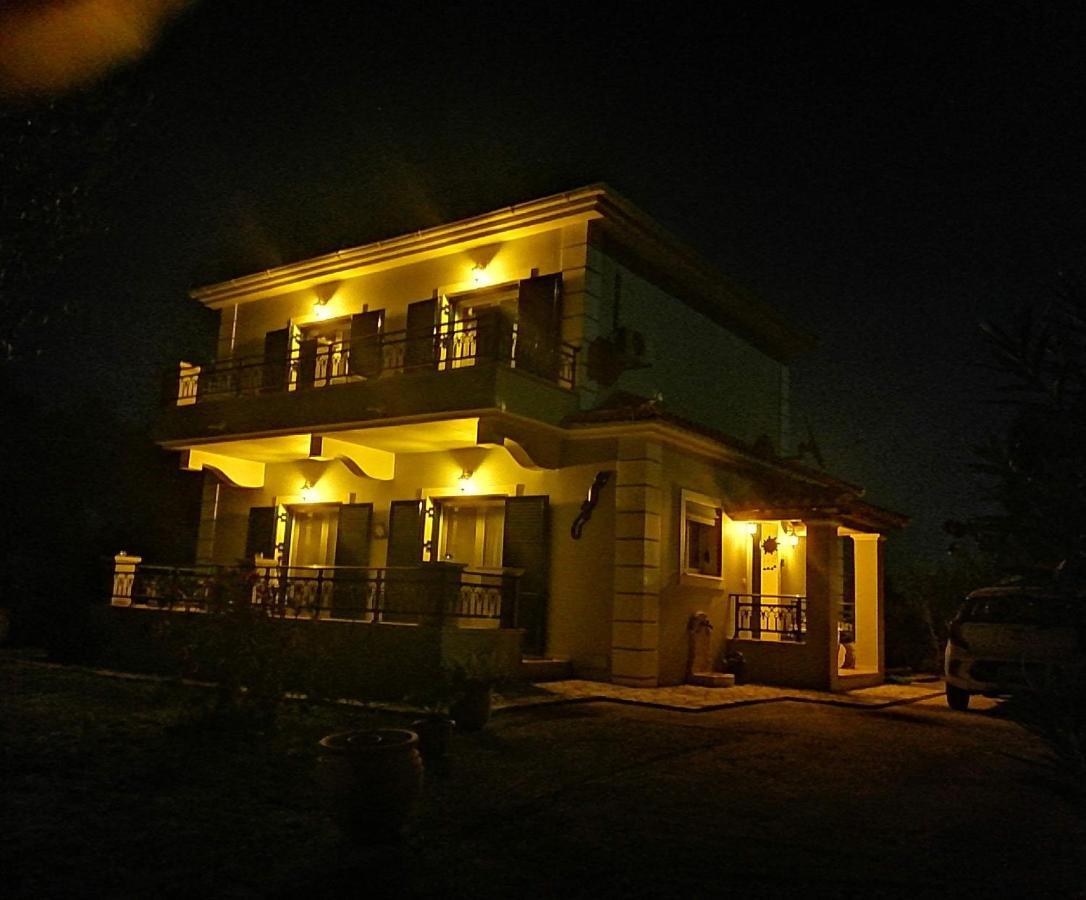 Villa Gecko, Arillas Kavvadades Exterior foto