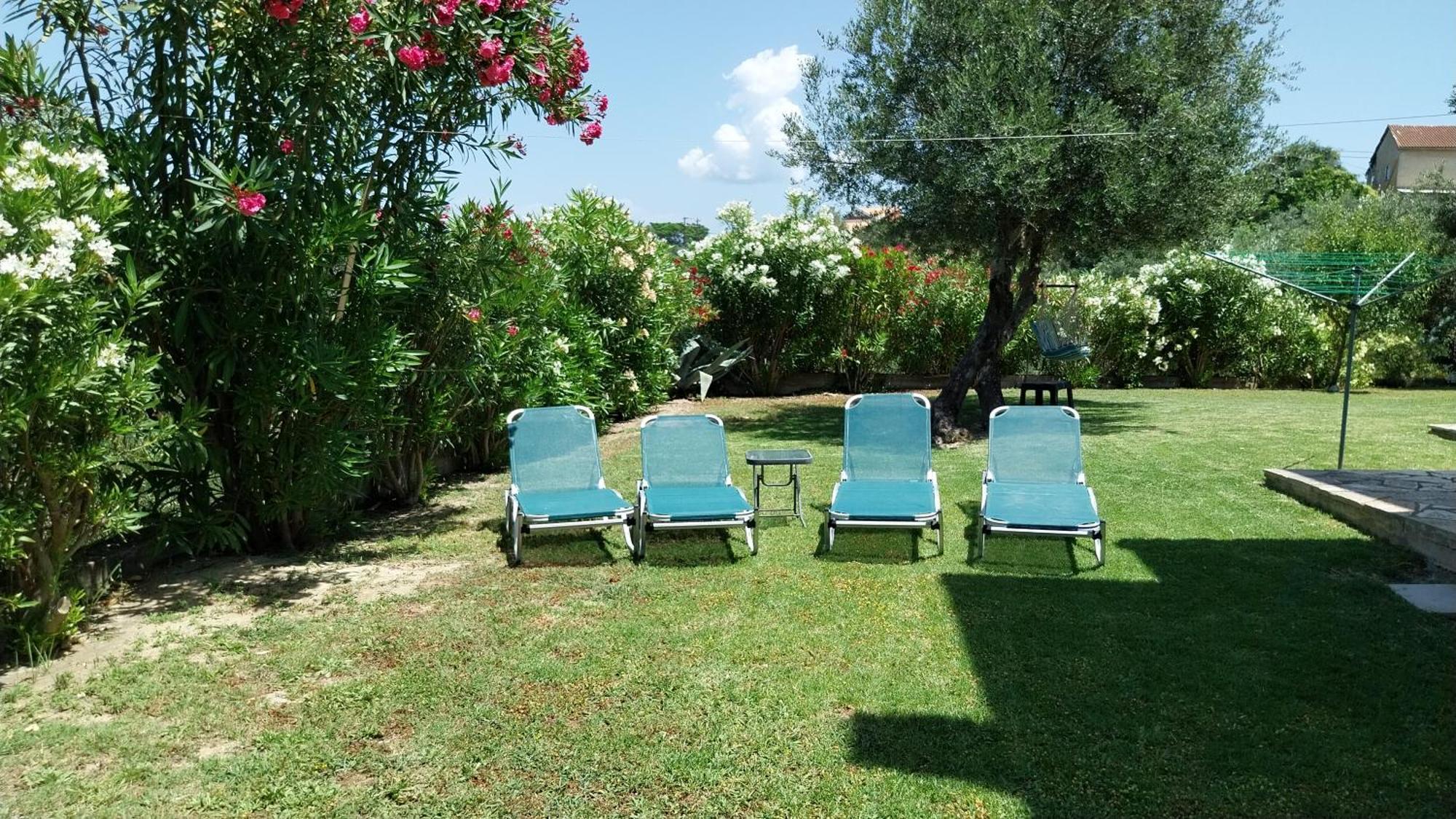 Villa Gecko, Arillas Kavvadades Exterior foto